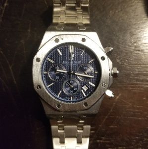 Luxury automatic watch